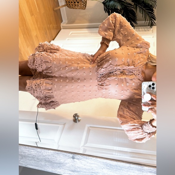 Simplee NWOT long Sleeve Rose Dress Size Large - Picture 5 of 6